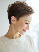 ビフィーノ リルネ(Bifino Rilune)&nbsp;40代50代60代　刈り上げ丸みショート