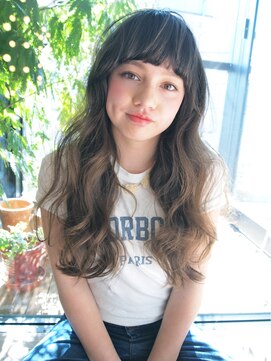 ローブ アオヤマ(LOAVE AOYAMA) 【LOAVE】 外国人風 / 70'アンニュイ ロング × フレンチ ガール