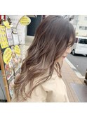 バレイヤージュ×ミルクティーカラー