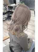 透明感ミルクティベージュ