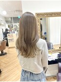 オリーブベージュ