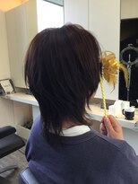 ビューティーサロン ヒトミ&nbsp;顔周りウルフ×レイヤーカット