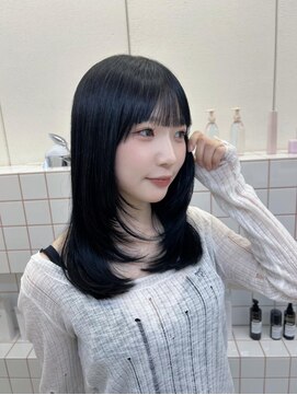 リル(re'll) 《花屋併設》ミディアムレイヤー［酸性ストレート/ヘアセット］