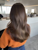 ビビバイベル(BiVi by BHEL) 桑名ロングレイヤーカットハッシュカット透明感カラー重めロング