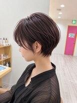 イソラブル(ISOLA-blu) 大人可愛い♪丸みショート×カシスブラウンカラー