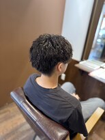 ルーム(ROOM)&nbsp;【ROOM】大人気　縦落ちツイストスパイラルパーマ