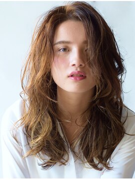 リマ(RIMA) RIMA】HARUKI 外国人風☆Ashベージュ×パーマstyle