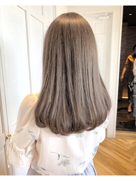 ロンド ルージュ 銀座店(Lond rouge) 特殊な色が落ちても赤みが残らない僕のカラー。