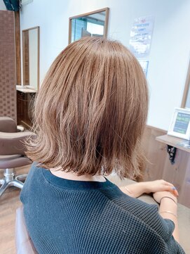 ルーム(ROOM) 【ROOM】大人可愛い♪大人気の外ハネ切りっぱなしボブ