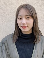 ラムネ&nbsp;柔らかベージュのぱつっとロブ。