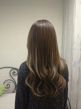 ニーナ ビューティーサロン(NINA Beauty Salon) さりげなくハイライト#プルエクステ#ダイヤモンドヘア