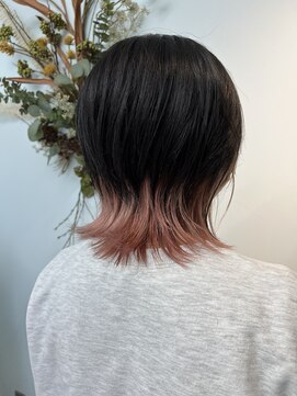 ピッポ(PIPPO) ウルフカット　ピンクグレージュ