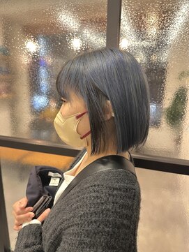 トリニティ 本厚木(trinity) 切りっぱなしボブ/アイスブルー/本厚木
