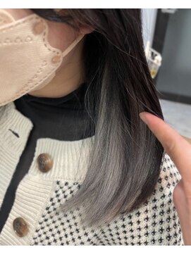 フツーロ 栄(FUTURO) プルエクステ