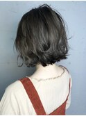 セミショートボブ/ゆるカール/グレージュ