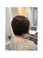 カナエルドットヘア(kanaeru.hair) 前下がりのショートレイヤーボブ