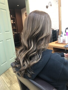 アナヘアー(ANNAHAIR) ハイライトカラー