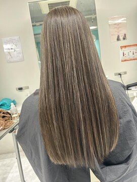 リーホリエ(Lee Horie) 【高木】ハイライトでお洒落に…◎