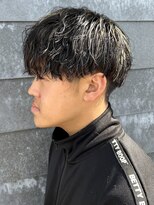 ヒュイル バイ ニアウ(Hwyl by Niau) 波巻きスパイラルパーマメンズカットハイライトパーママッシュ