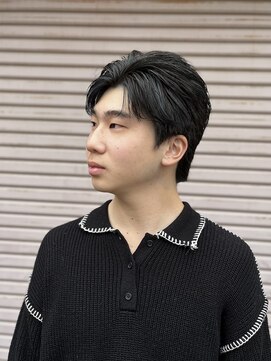 メンズカット バイ ソイクフ(メンズカット by SOY-KUFU) 20代30代40代流行ツーブロック刈り上げスーツ黒髪