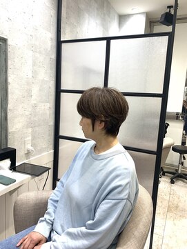 イーズ バイ インス(Yeeee.s by INCE) 白髪ぼかし/白髪改善カラー/ショート/透明感カラー/脱白髪染め