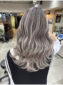 バレイヤージュ、ハイライト、レイヤーロング、グレーベージュ