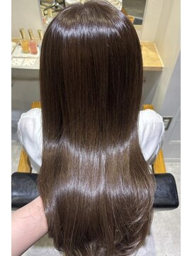 リタ(rita.) 小辻結花 プレミアムイルミナカラー×グレージュ