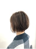 20代30代40代前下がりストレート小顔補正立体カット