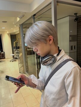 ソワンドゥ ブレス カルム 西中島店(soin de brace calme) グレーシルバー