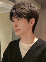 ヨリ トウキョウ(yori Tokyo) 似合わせカット30代40代50センターパート刈り上げマッシュ