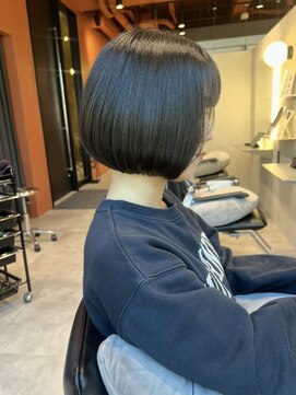 カルマ(KARMA) 艶まとまりボブ×コンパクトシルエット