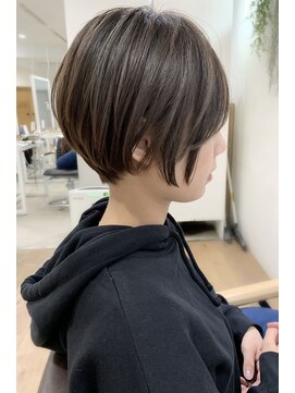 オウル(Owll) ☆Owll☆大人かわいいマニッシュショートボブ