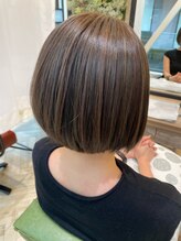 オーガニックで頭皮や髪に優しく、92％天然由来のヘアカラーで繰り返しても艶やかに、美しく♪