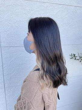 クロッカ(clocca) グレージュ ×インナーカラー【ベージュ】