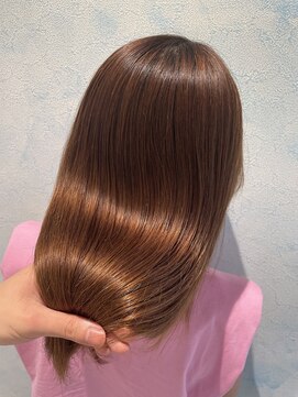 リア(Lia) 艶髪酸性ストレート