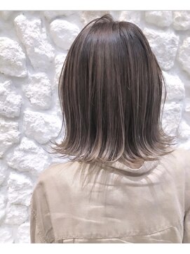 モアナ バイ ヘッドライト 二俣川店(Moana by HEADLIGHT) Moana#バレイヤージュ#ボブ#ベージュ#ハイライト