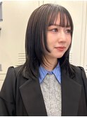 シースルーバング　顔周りレイヤーカット　艶感　ダークカラー