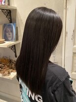 ニュイ(NUIT)&nbsp;ブルーブラックブリーチグレージュ髪質改善トリートメント30代