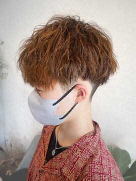 コウ(Kou) 「Kou(コウ)」#縦落ちツイストスパイラルパーマ