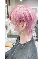 デイズ(days)&nbsp;ピンクカラーツーブロックマッシュウルフ　ブリーチデザイン