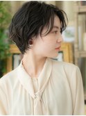 大人かわいい黒髪ウェットヘア束感ショートh3大宮20代30代40代