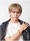 韓国風ブロンドナチュラルマッシュ