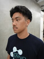 ソーコ 渋谷(SOCO)&nbsp;メンズカットメンズセンターパートニュアンスパーマ渋谷学割