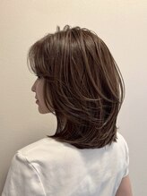 大人女性に似合うボブレイヤースタイルで毎日のお手入れが楽しくなる！[銀座]