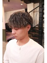 グラッドマンズカットクラブ 立川(GLADMAN'S CUT CLUB) ツイストスパイラルパーマホワイトメッシュ立川men's