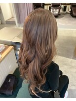 ギネス(Giness)&nbsp;シアーベージュ×くびれウェーブ