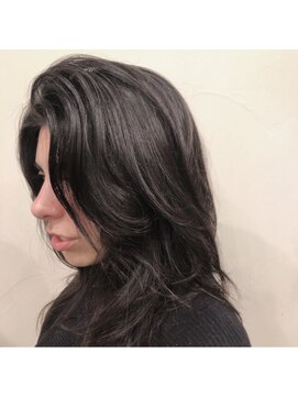 ファヴォリ(favori) 【favori　自由が丘】外国人ロングレイヤー