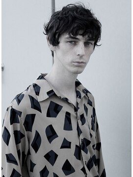 ジジバイワースホワイル(jiji by WORTH WHILE) エディーレッドメイン　風　クセ毛風パーマ