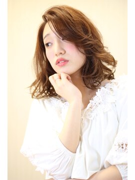 ハーツスタンダード(Hearts Standard) 【フェザーボブ×うざバング2ndネイビーカラー小顔】の秘密♪