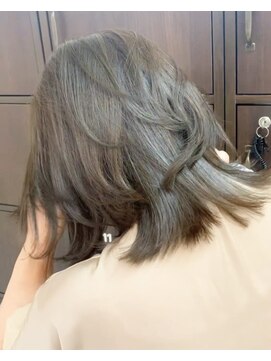 ノラキチジョウジ(NORA KICHIJOJI) #韓国ヘア#プリカール#酸熱#ボブルフ#くびれ#くびれヘア